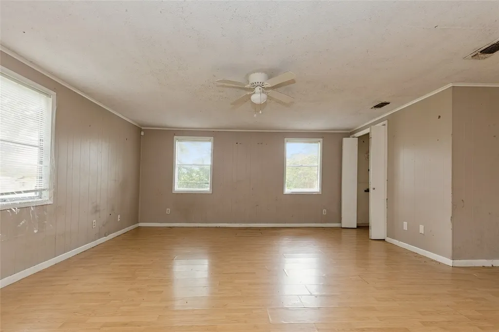 1003 Brooks New Boston TX 75570
