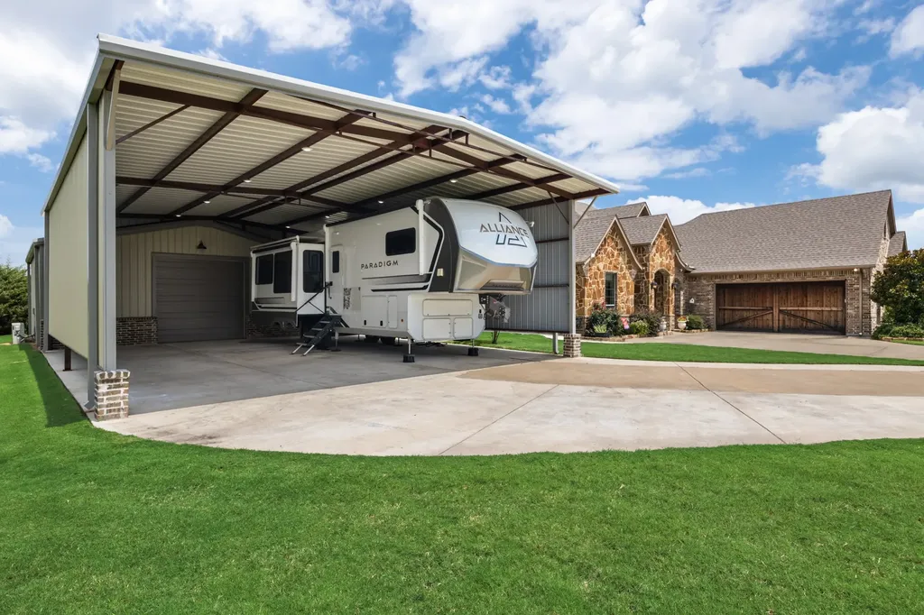 5038 White Pine Drive Royse City TX 75189