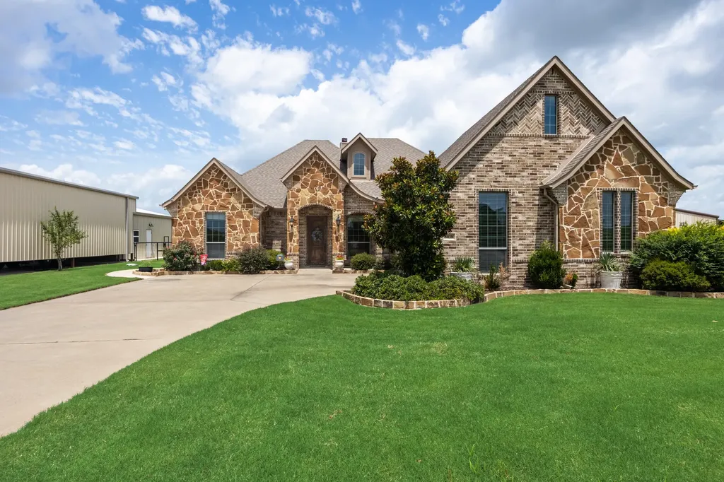 5038 White Pine Drive Royse City TX 75189
