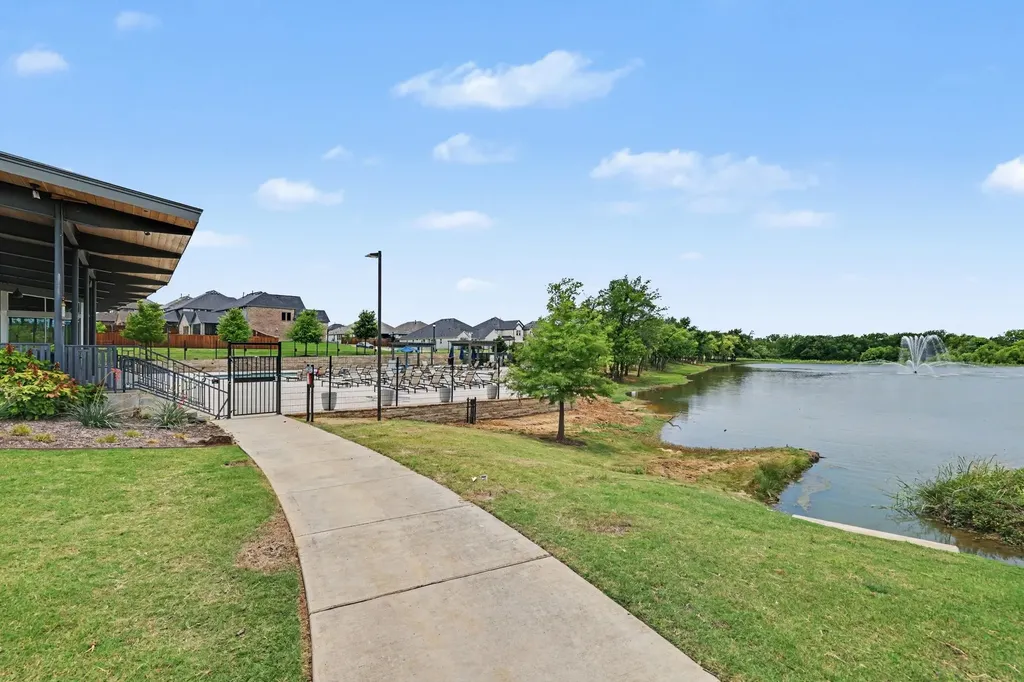 113 Lakeview Drive Oak Point TX 75068
