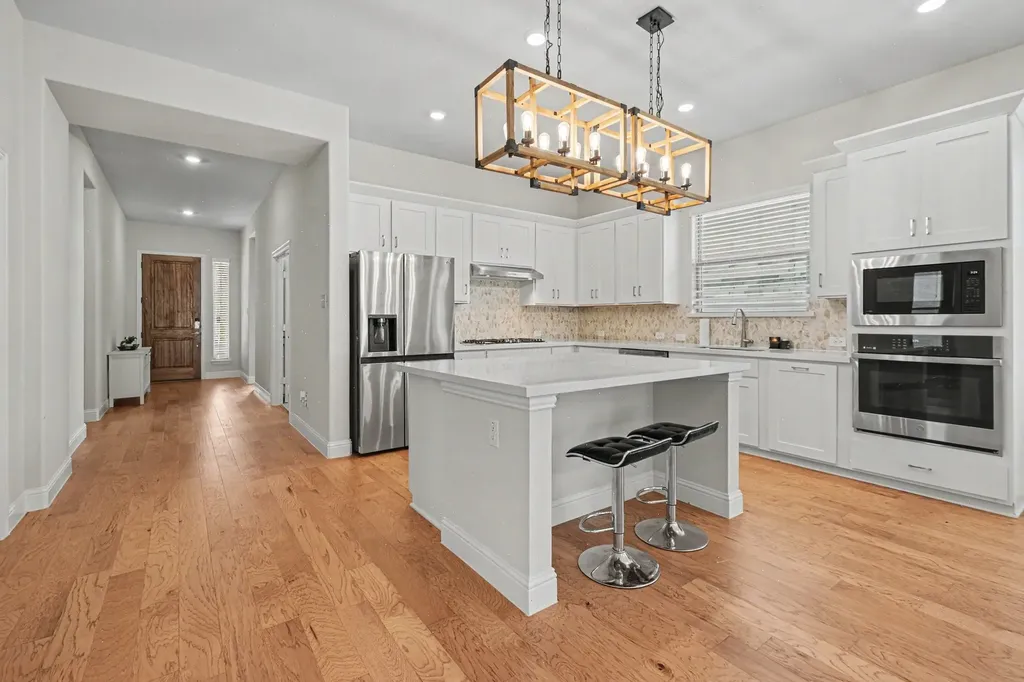 113 Lakeview Drive Oak Point TX 75068