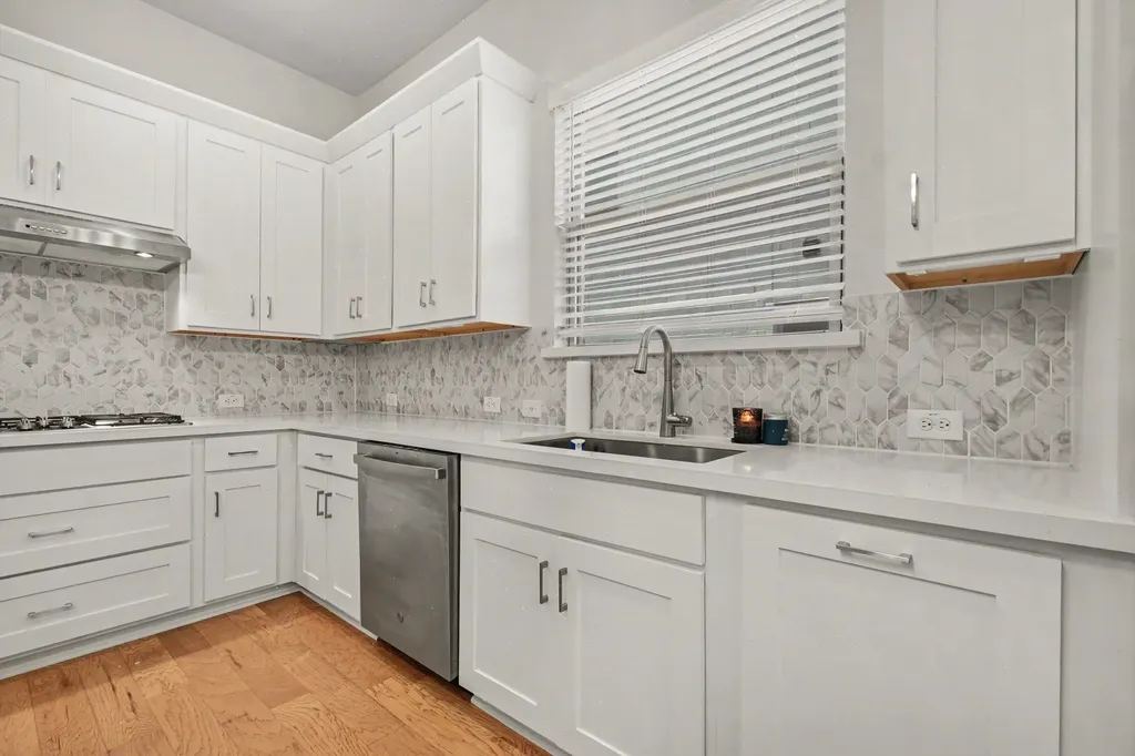 113 Lakeview Drive Oak Point TX 75068