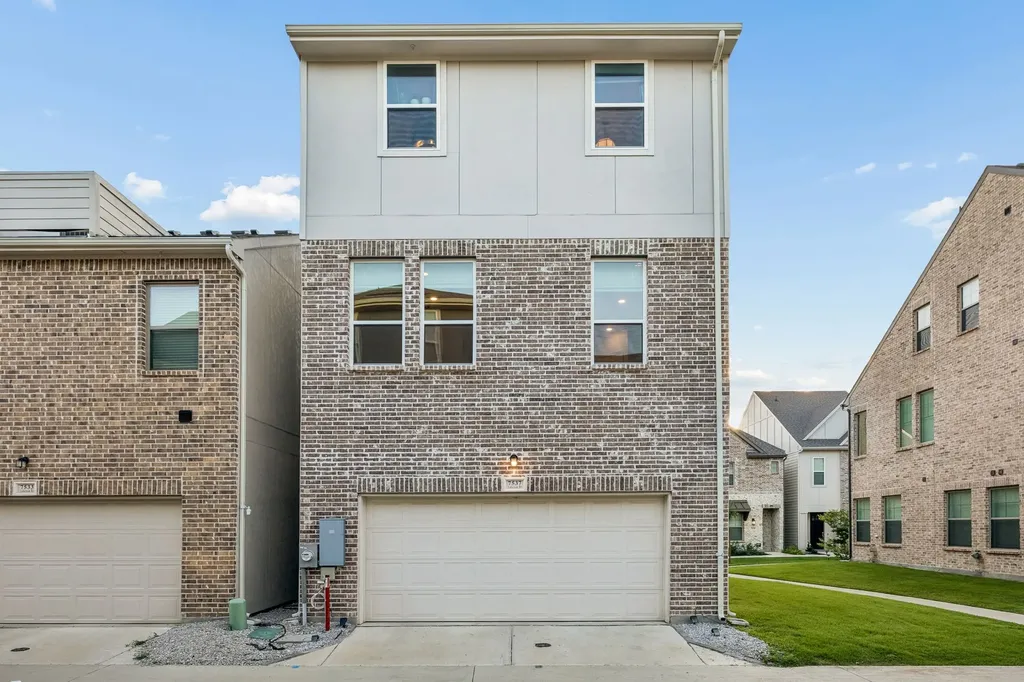 7537 Laburnam Road Dallas TX 75228