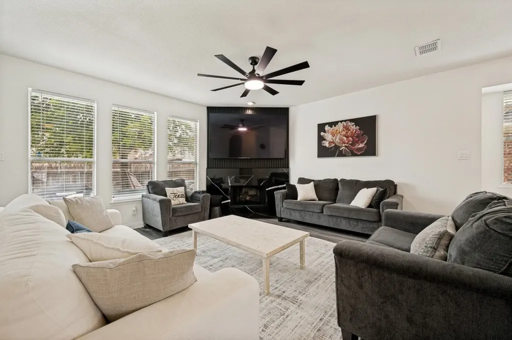 7054 Chinquapin Drive Frisco TX 75033