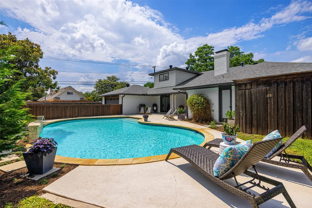 4708 Forest Bend Road Dallas TX 75244