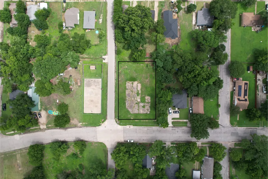 1309 G W Jackson Avenue Corsicana TX 75110