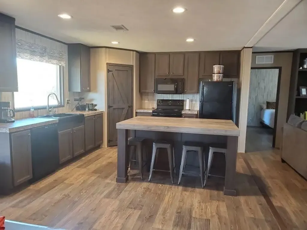 1688 Highway 573 Comanche TX 76442