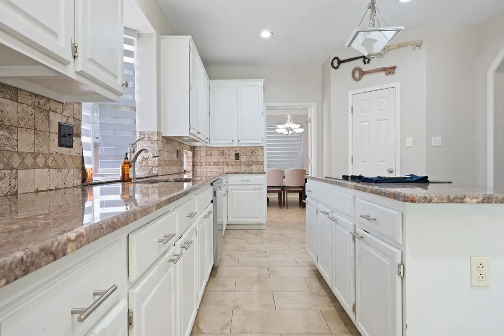 617 Highland Meadows Drive Highland Village TX 75077