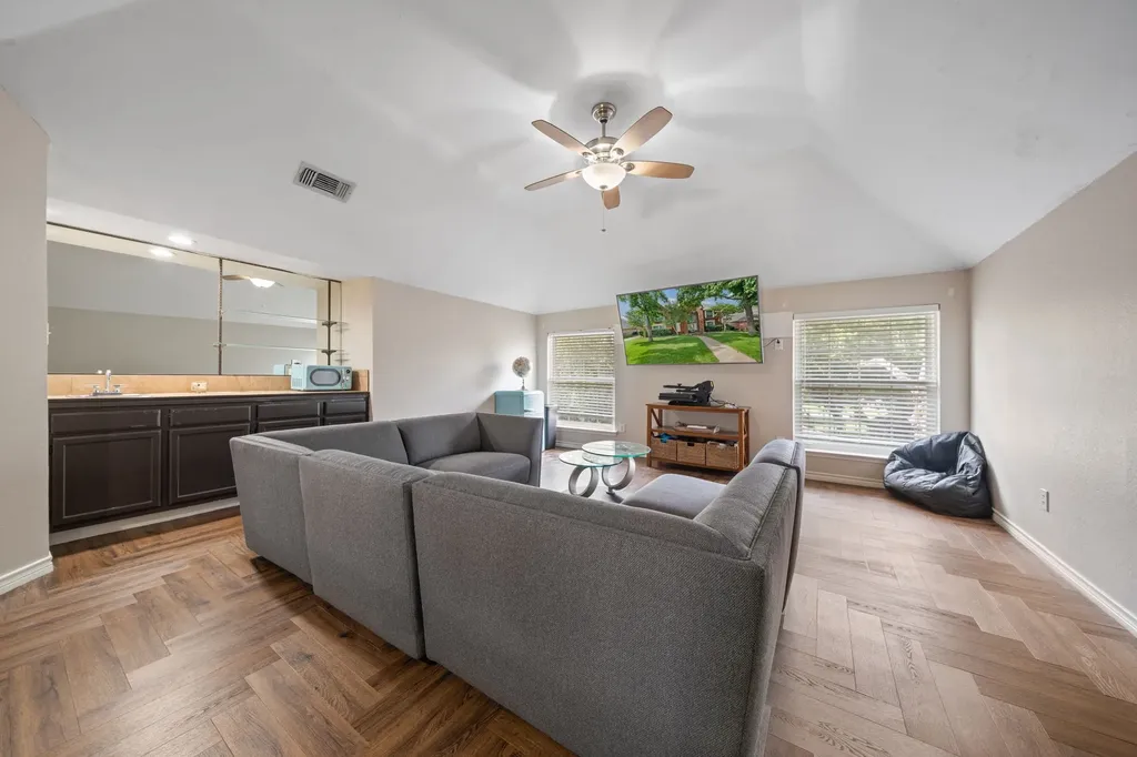617 Highland Meadows Drive Highland Village TX 75077