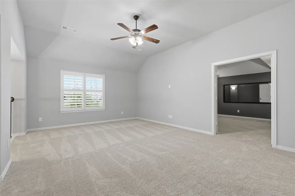 1400 Bluebell Avenue Lantana TX 76226