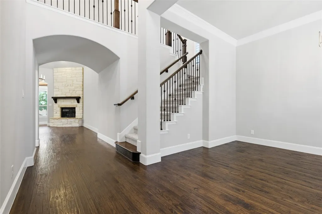 1400 Bluebell Avenue Lantana TX 76226