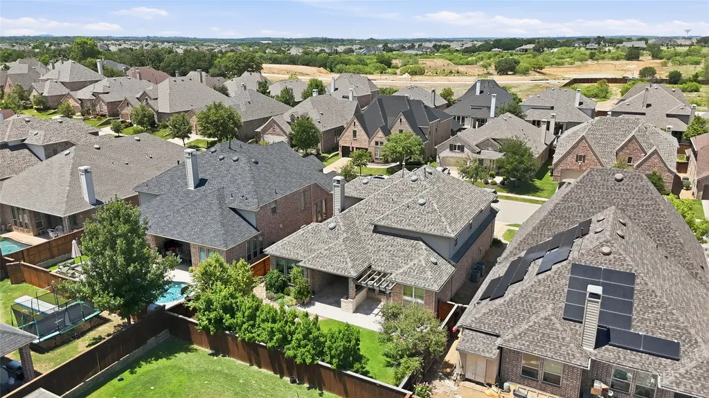 1400 Bluebell Avenue Lantana TX 76226