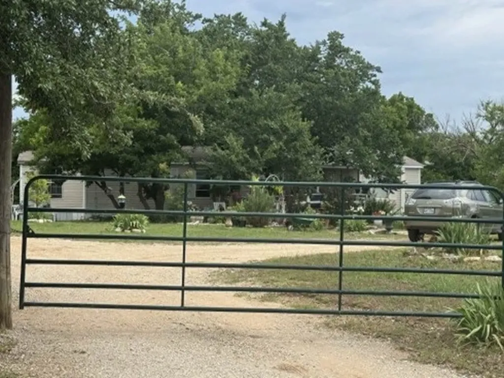 376 Johnson Bend Road Weatherford TX 76088