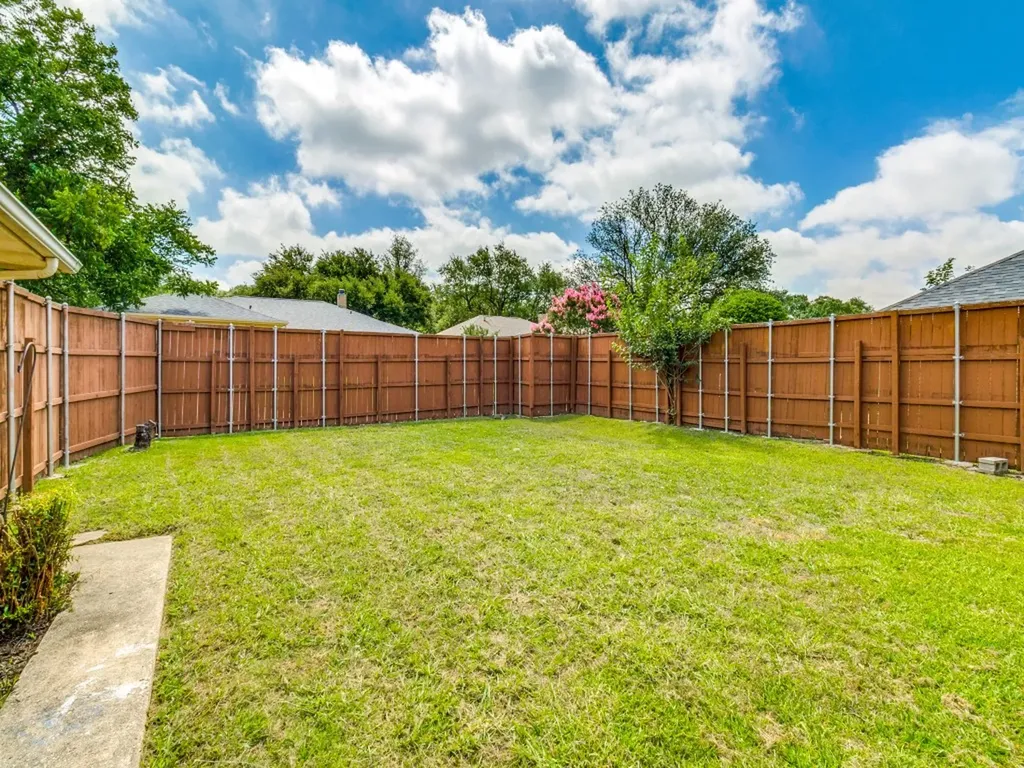 12922 Jasoncrest Trail Dallas TX 75243
