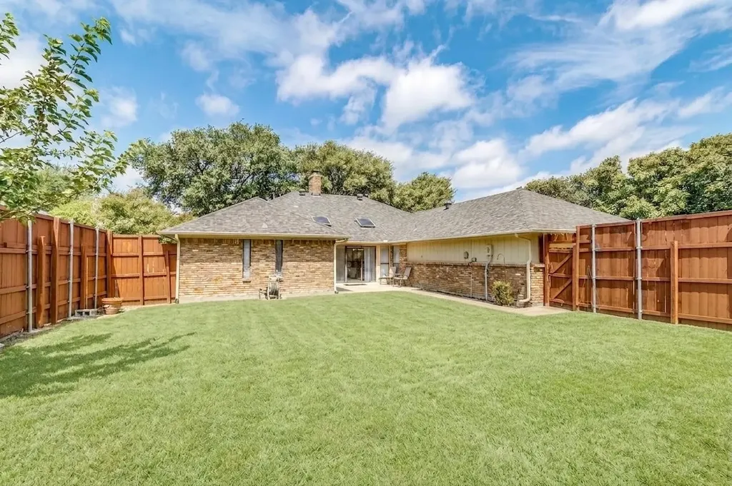 12922 Jasoncrest Trail Dallas TX 75243