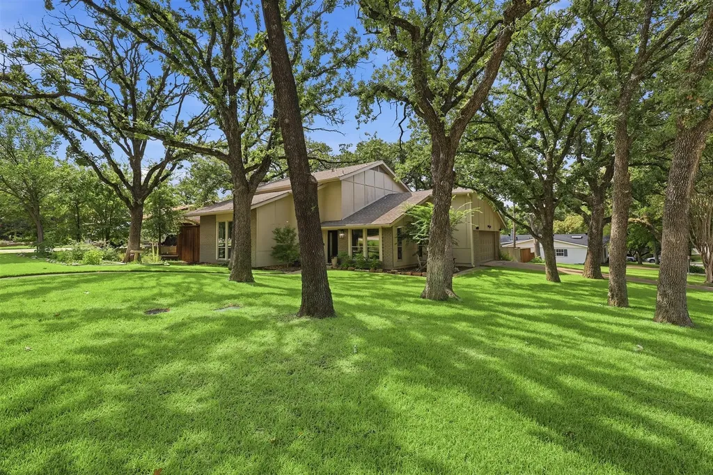 858 Highland Village Road Highland Village TX 75077