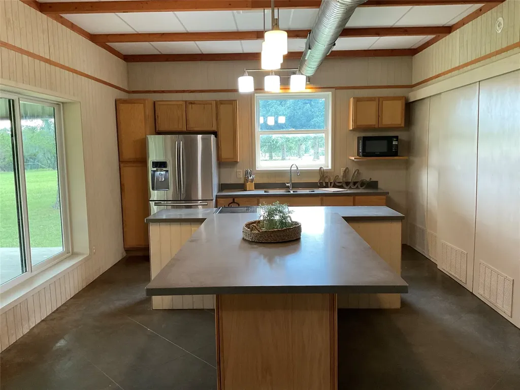 392 County Road 1410 Morgan TX 76671