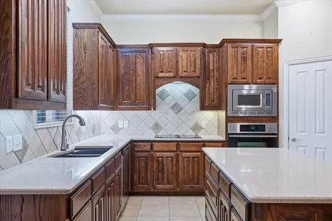1905 Fountain Meadows Drive Euless TX 76039
