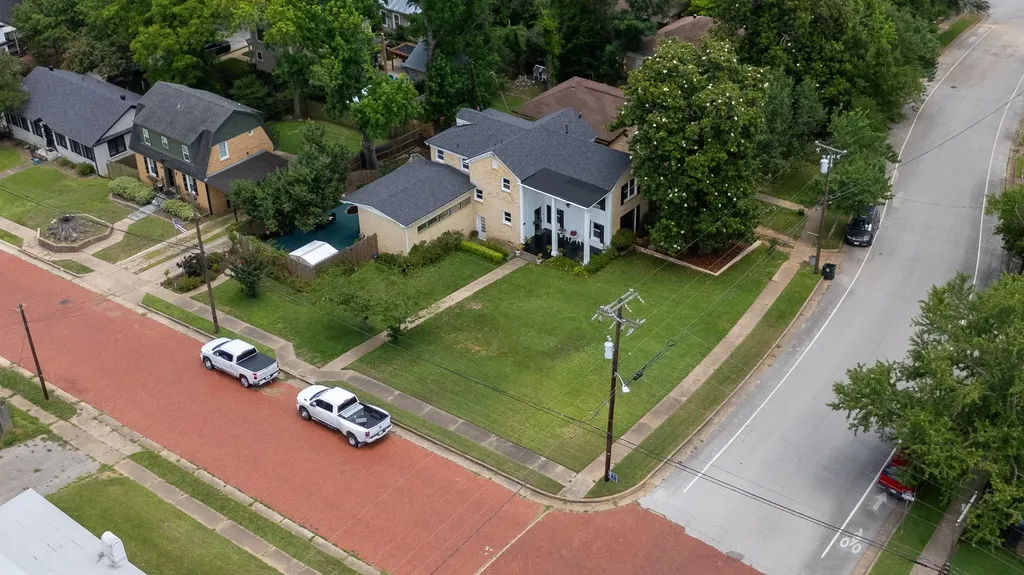 1010 S Chilton Avenue Tyler TX 75701