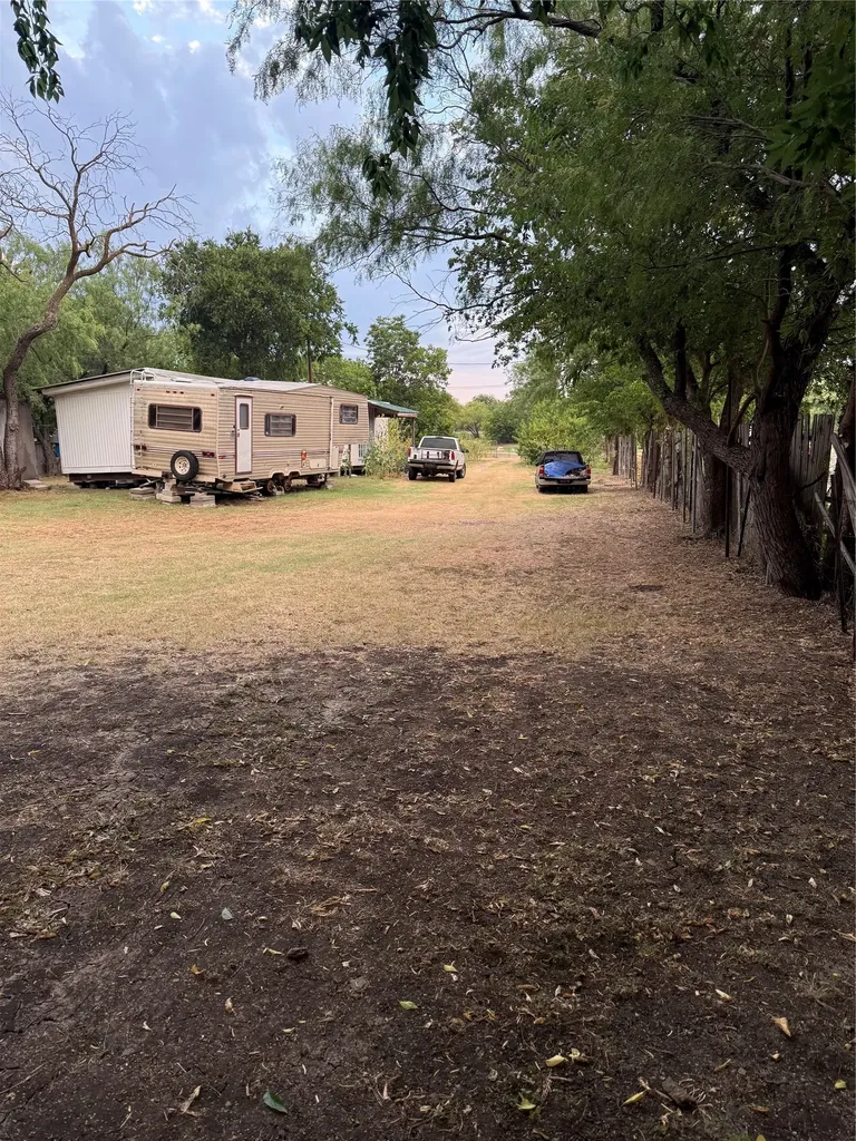 710 Spring Miller Court Arlington TX 76002