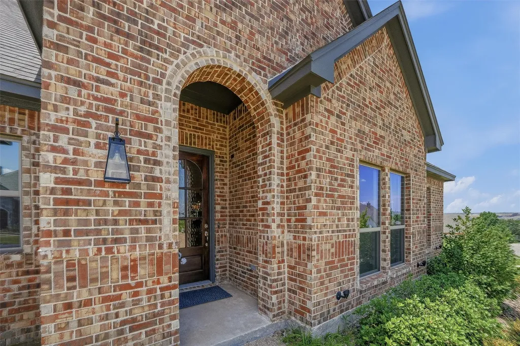 8110 Spanish Hills Drive Benbrook TX 76126