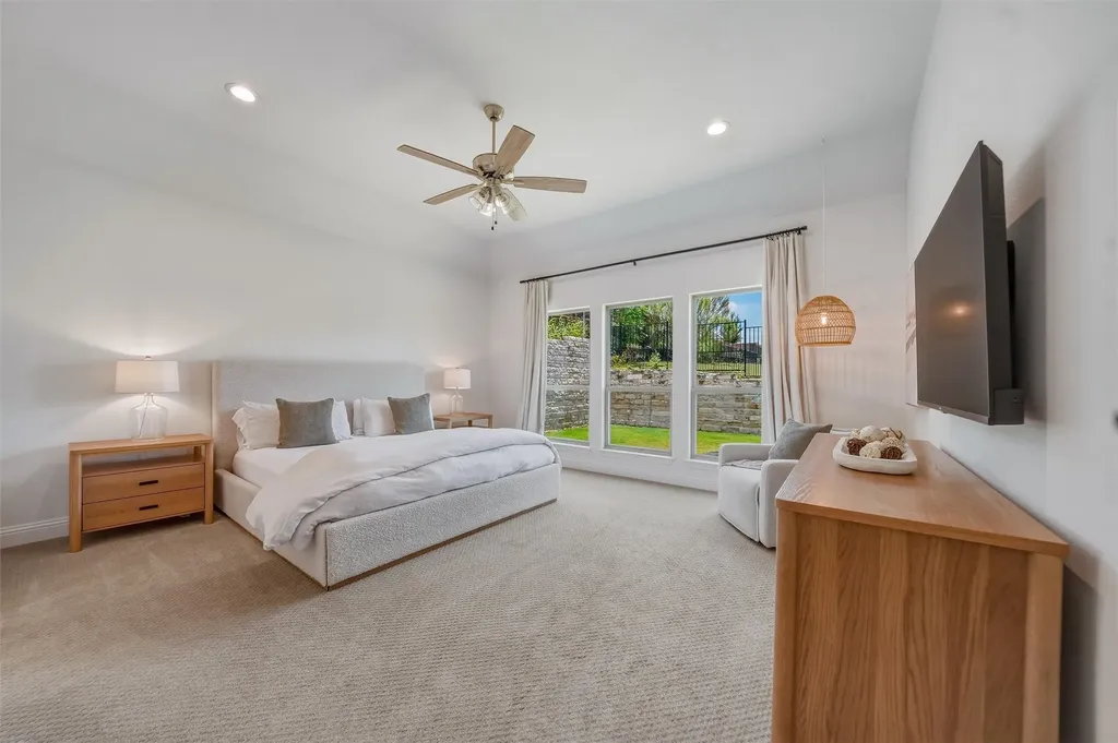 8110 Spanish Hills Drive Benbrook TX 76126