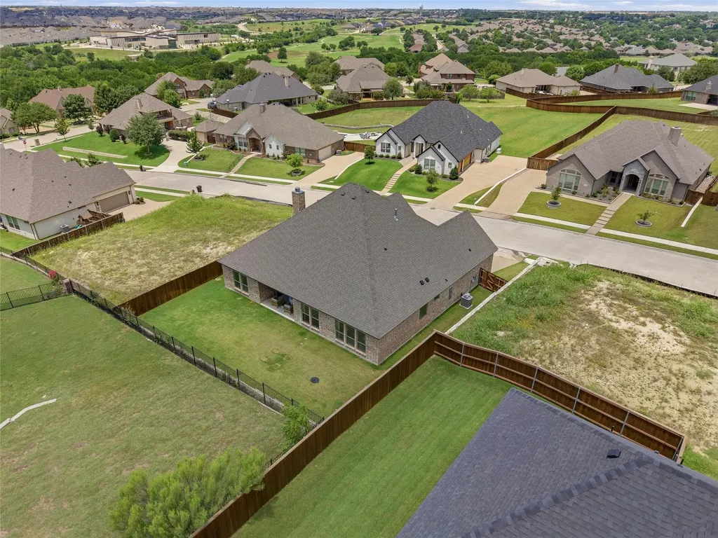 8110 Spanish Hills Drive Benbrook TX 76126