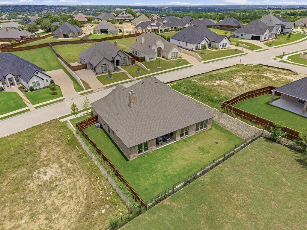 8110 Spanish Hills Drive Benbrook TX 76126