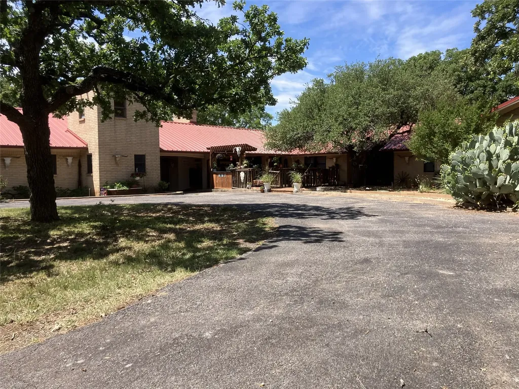 402 County Road 455 Ranger TX 76470