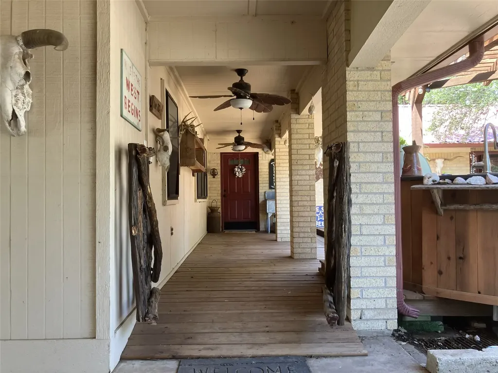 402 County Road 455 Ranger TX 76470