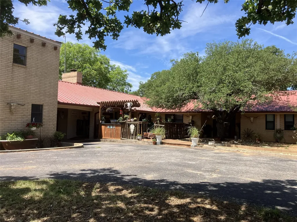 402 County Road 455 Ranger TX 76470