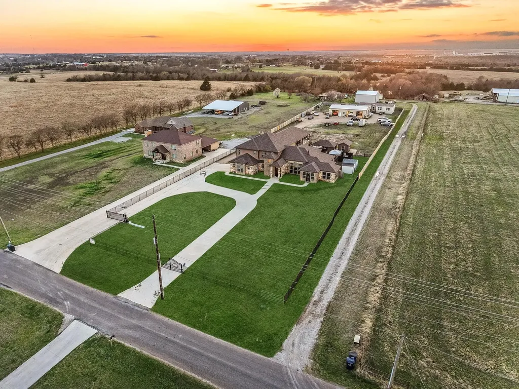 1517 Bennett Road Howe TX 75459