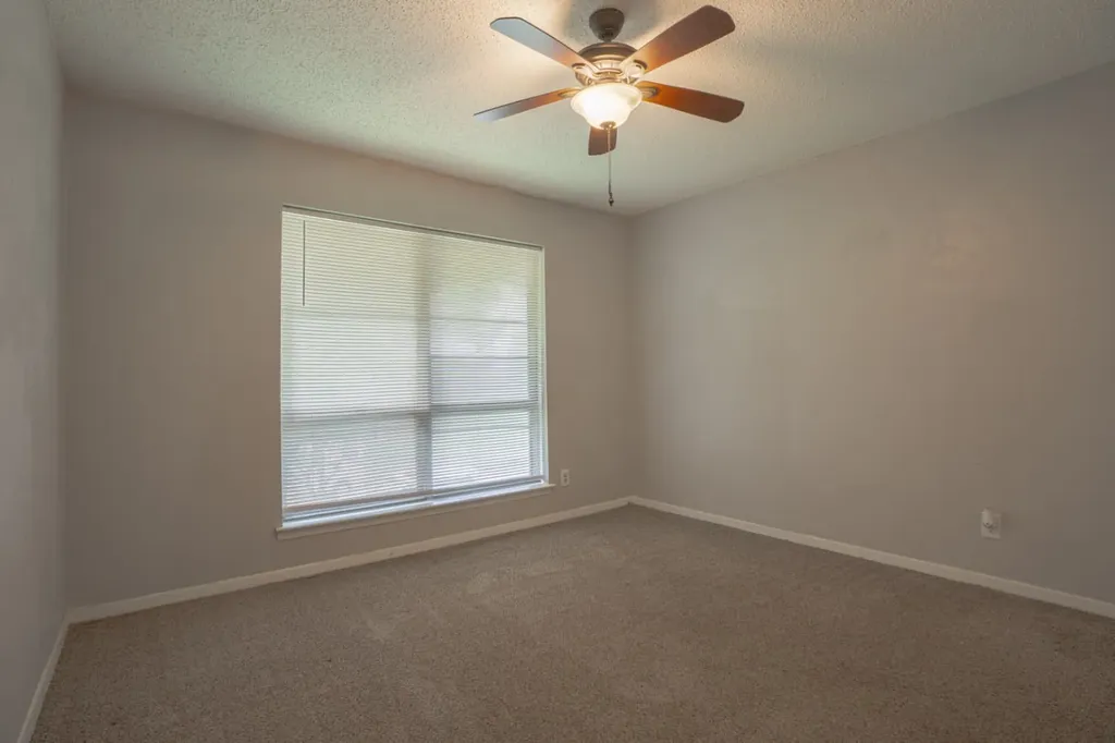2005 Town Court Garland TX 75041