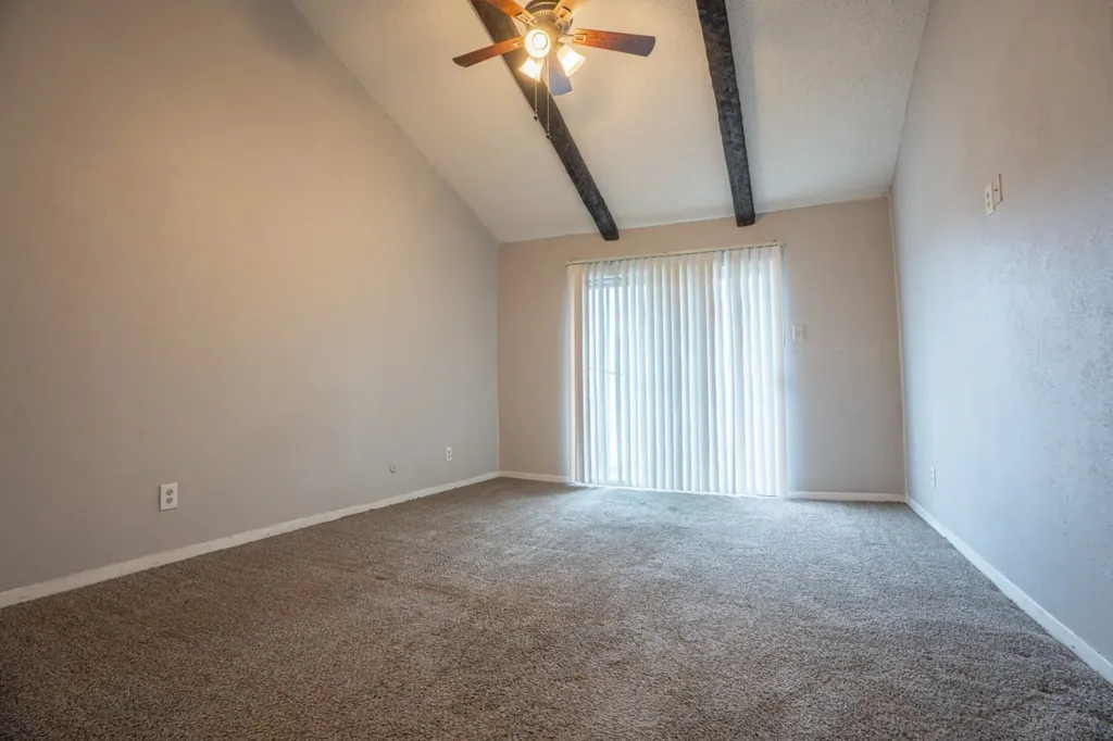 2005 Town Court Garland TX 75041