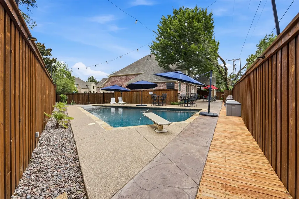 7017 Cherrybark Lane North Richland Hills TX 76182