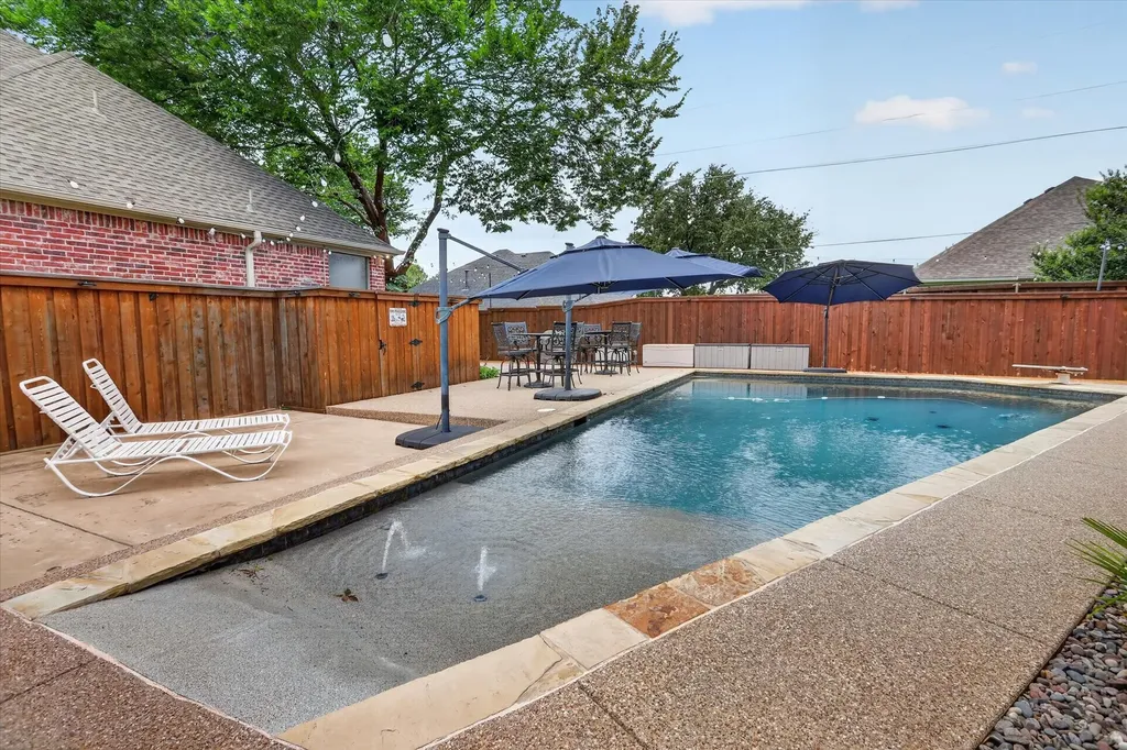 7017 Cherrybark Lane North Richland Hills TX 76182