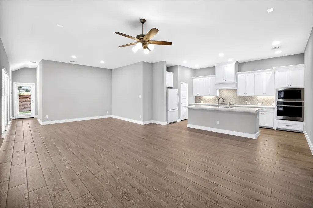 14313 Walsh Avenue Fort Worth TX 76008