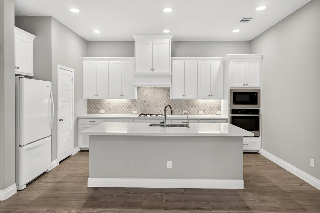 14313 Walsh Avenue Fort Worth TX 76008