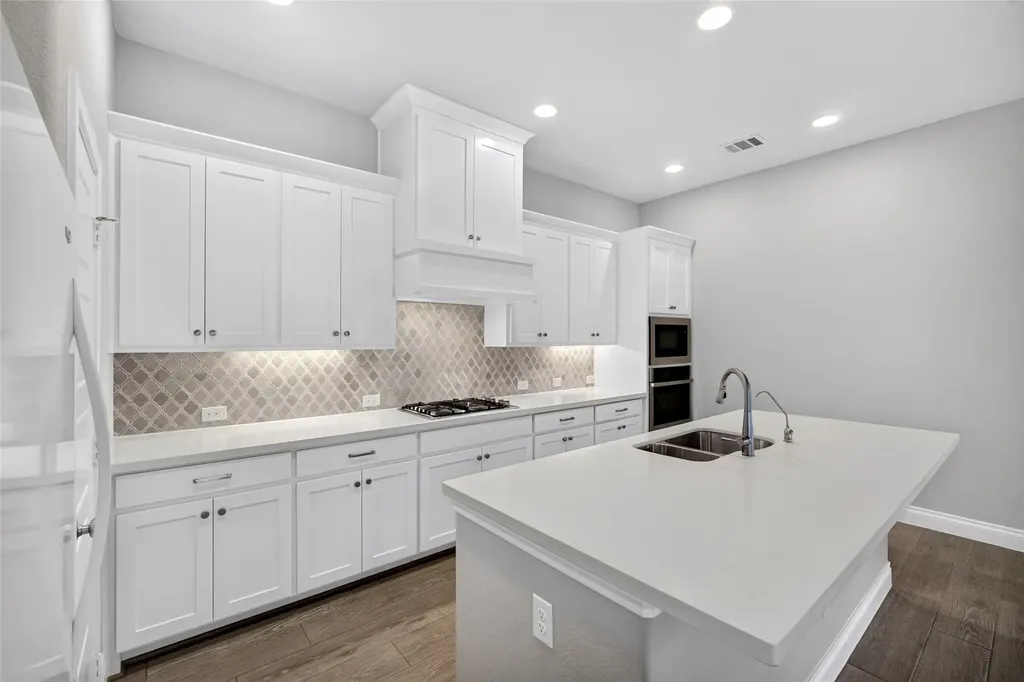 14313 Walsh Avenue Fort Worth TX 76008