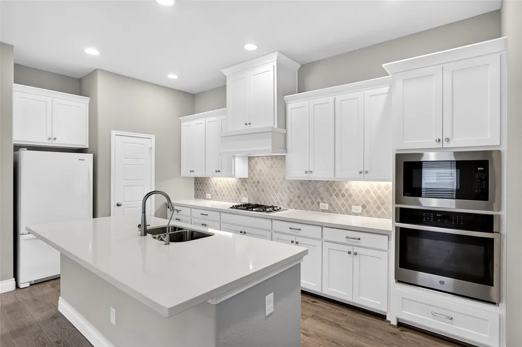 14313 Walsh Avenue Fort Worth TX 76008