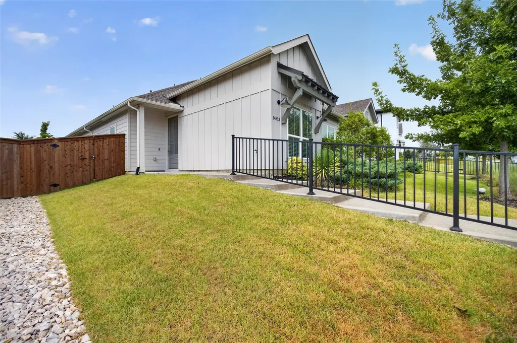 14313 Walsh Avenue Fort Worth TX 76008