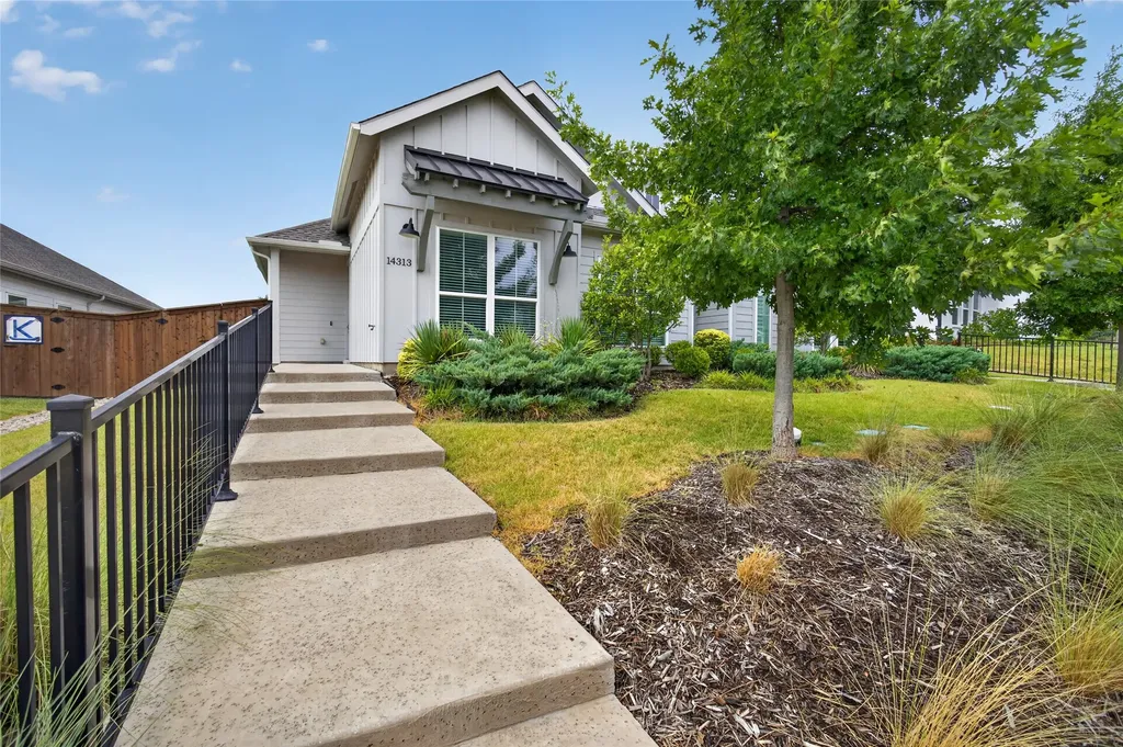 14313 Walsh Avenue Fort Worth TX 76008