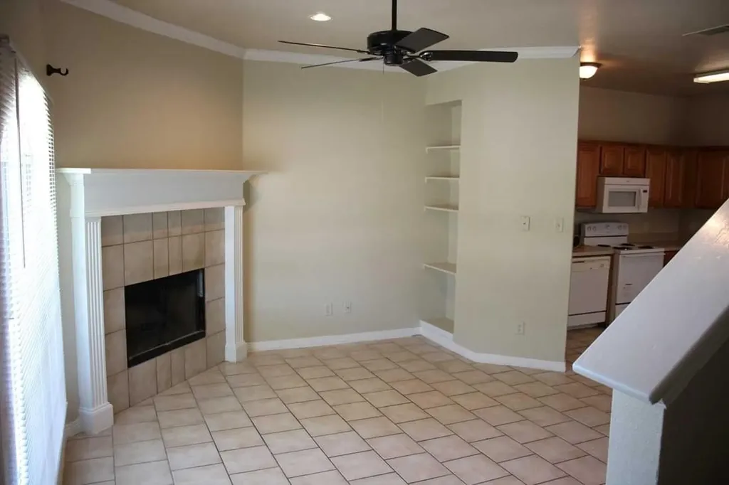400 Central Park Drive Arlington TX 76014