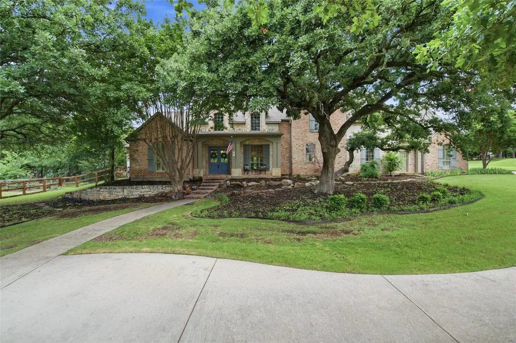 8229 Steeplechase Circle Argyle TX 76226