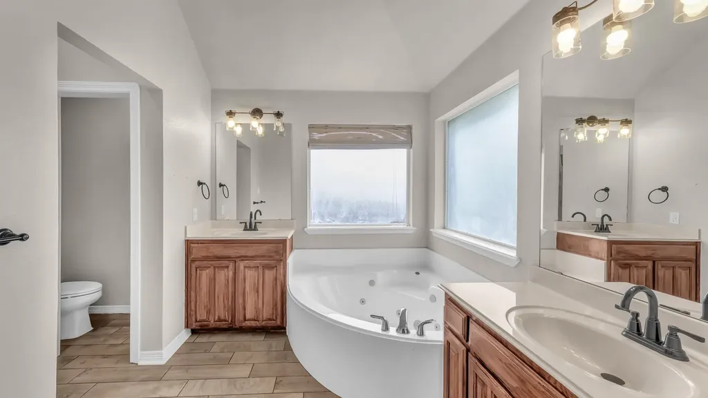 116 Clyde Drive Aledo TX 76008