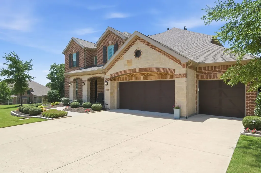 11109 Smoky Oak Court Flower Mound TX 76226