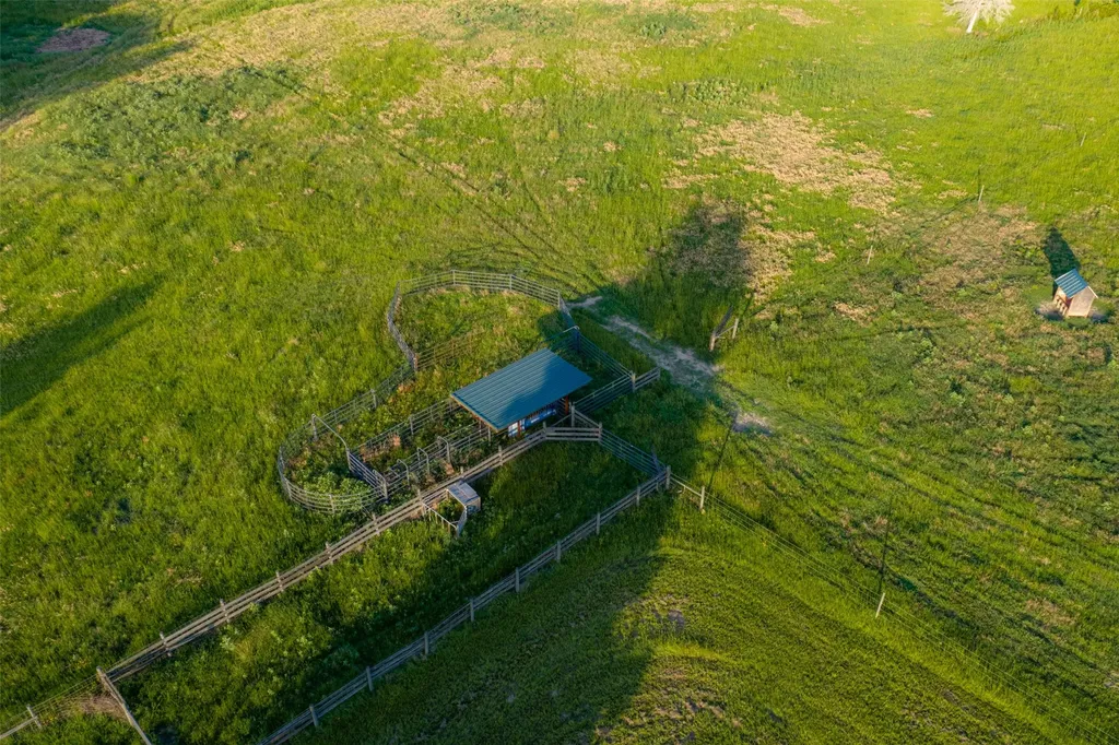 2030 County Road 1640 Grapeland TX 75844
