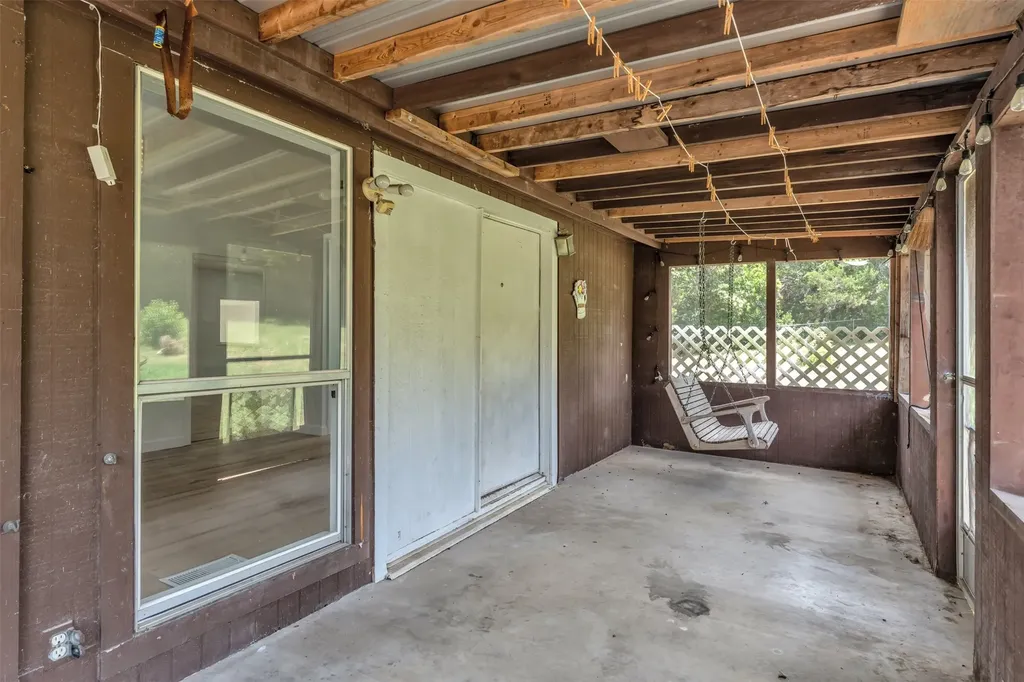 116 Kennedy Whitney TX 76692