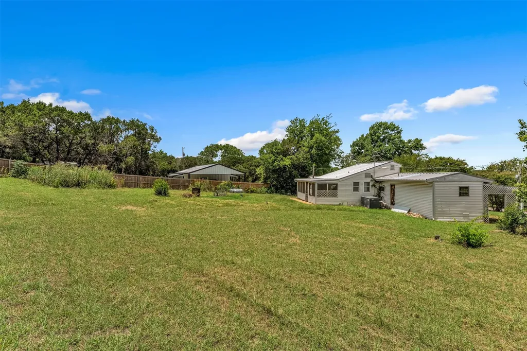 116 Kennedy Whitney TX 76692