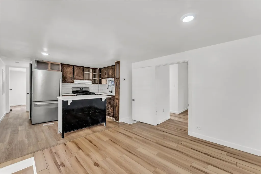 116 Kennedy Whitney TX 76692